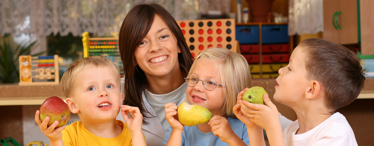 Ein verantwortungsvoller und bereichernder Job mit Kindern - Geprüfter Kindergartenhelfer - Ausbildung