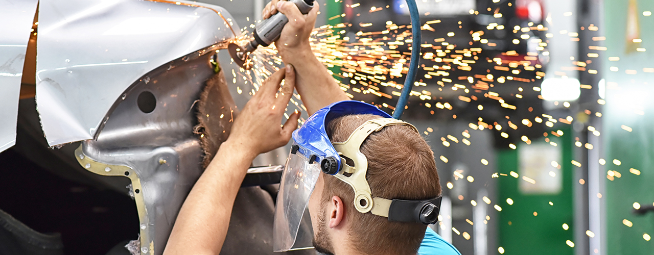 Jetzt zum Meister Ihres Fachs werden! - Karosseriebau- und Lackiertechnik Meisterausbildung